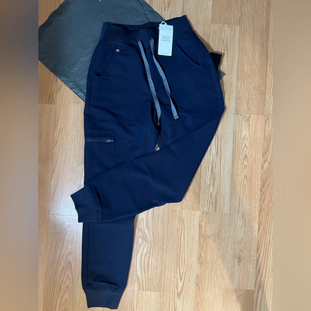 Figs scrub pants